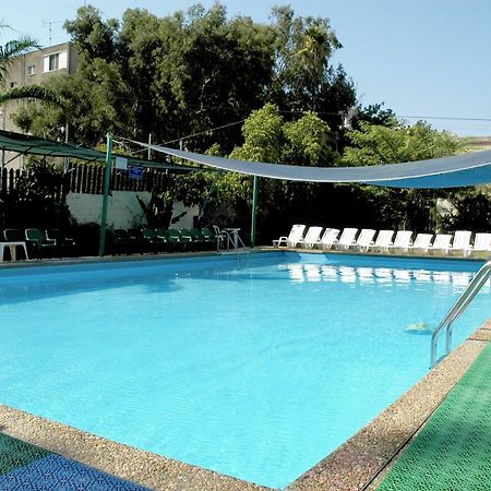 Astoria Galilee Hotel Тиберия Екстериор снимка