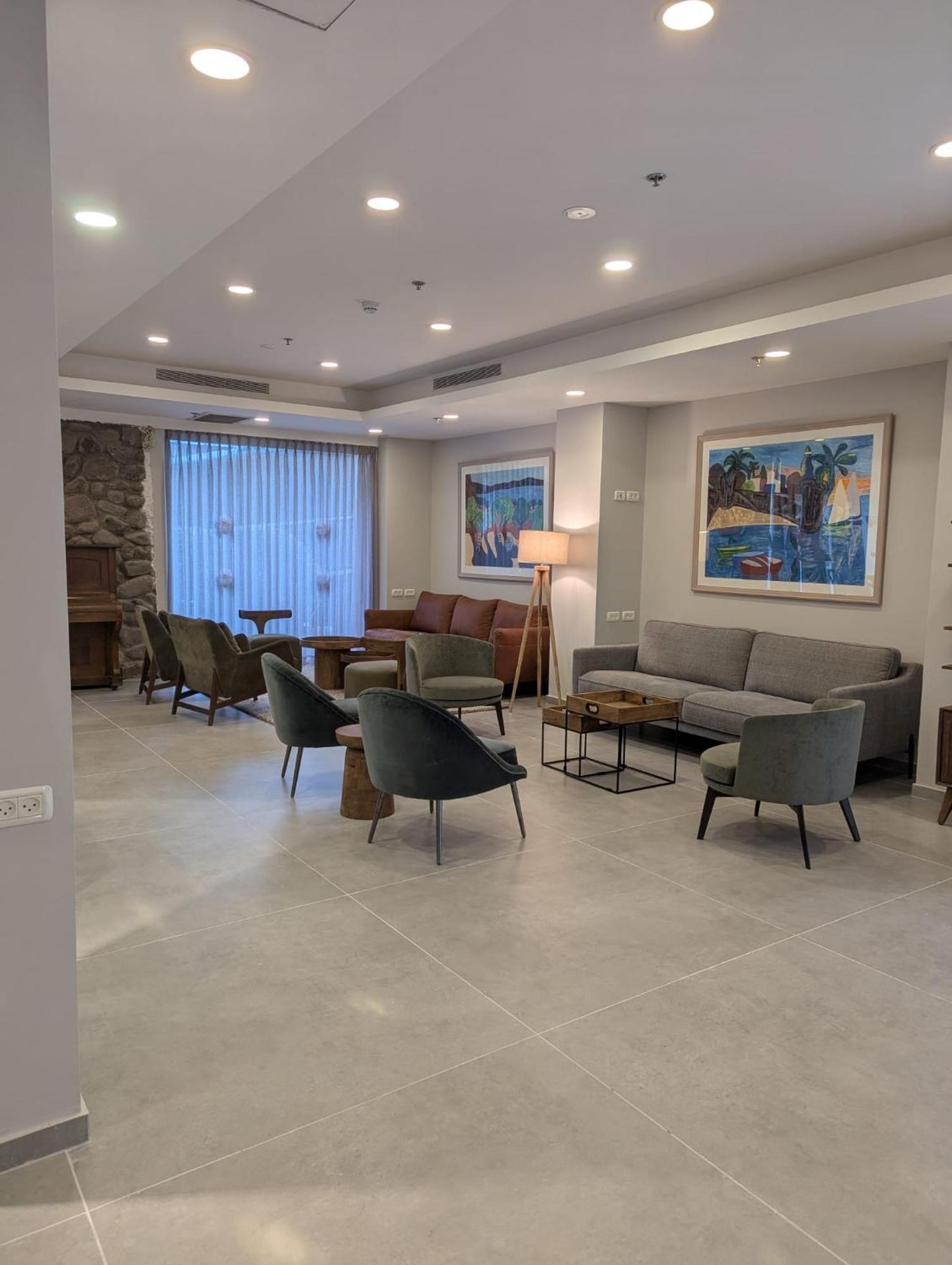 Astoria Galilee Hotel Тиберия Екстериор снимка
