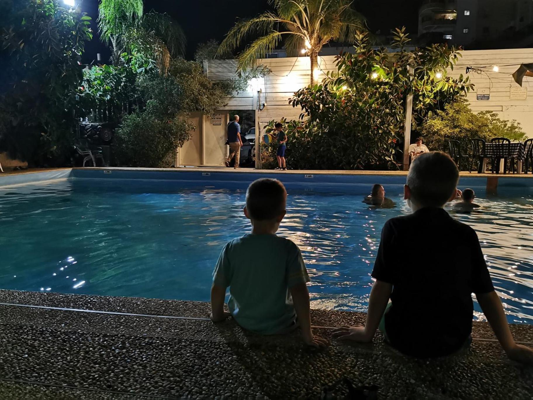 Astoria Galilee Hotel Тиберия Екстериор снимка